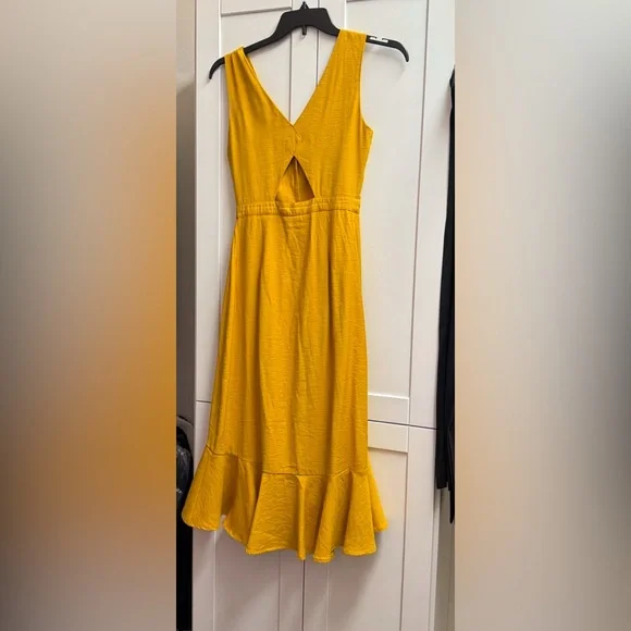 Lulu's Mustard Button-Up Midi Dress - Picture 7 of 8